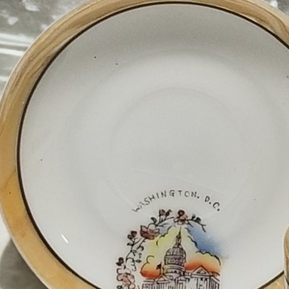 Lusterware Demitasse Teacup & Saucer Set Washington DC Souvenir Occupied Japan - Picture 8 of 8